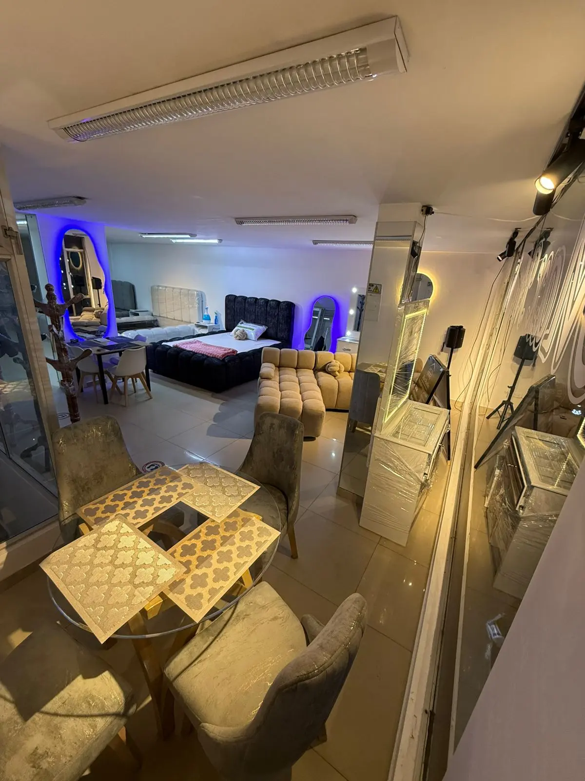 Sede Principal MaxMuebles